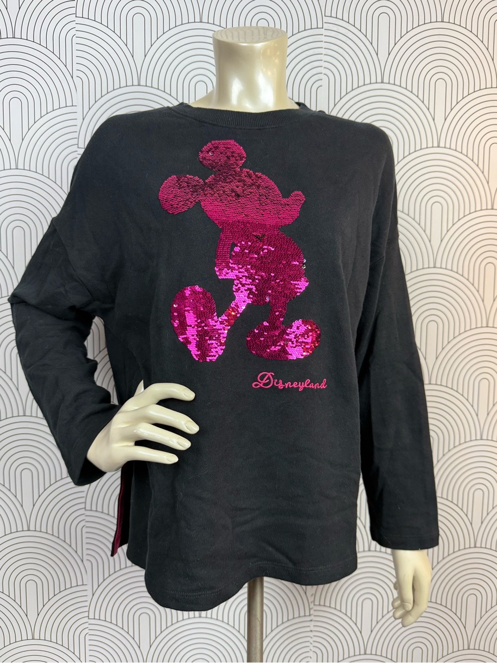 Disneyland Black flip Sequin Mickey Mouse Sweatshirt